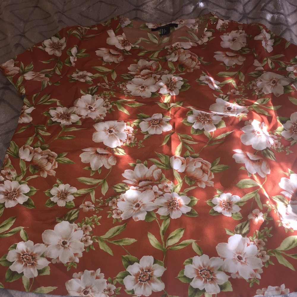 Forever 21 Flower Blouse
